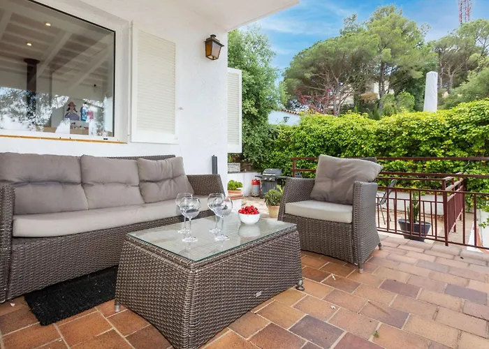 Petramar By Interhome Lloret de Mar